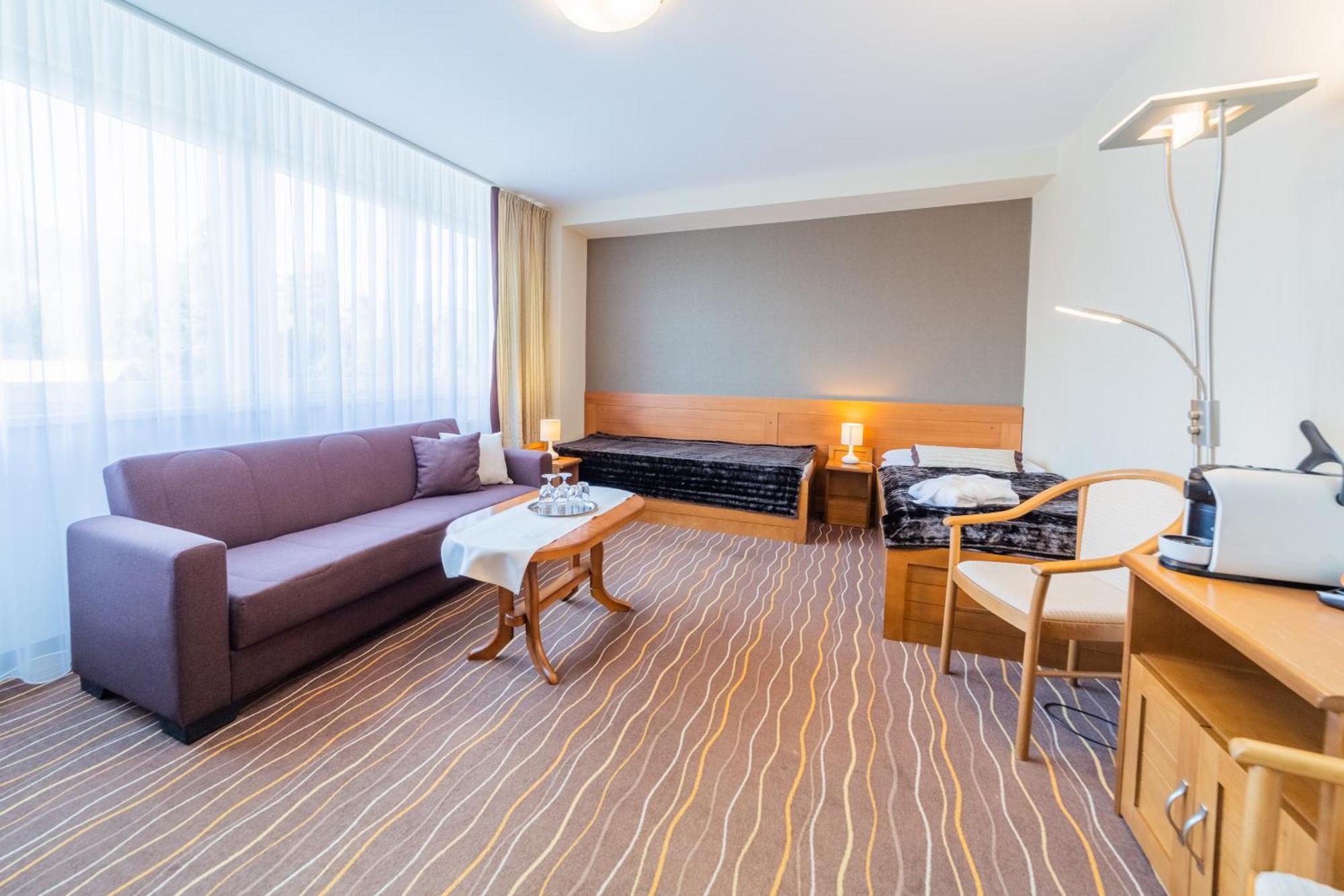 Kontakt Wellness Hotel Tatranská Lomnica Esterno foto