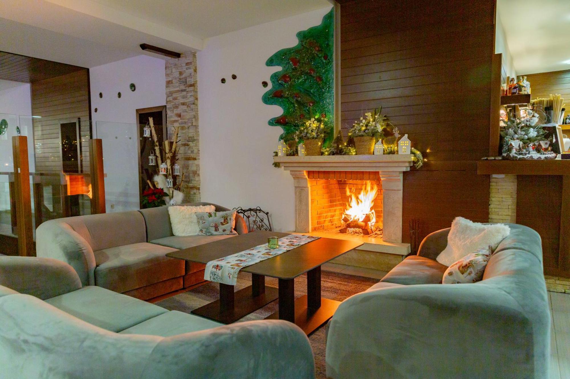 Kontakt Wellness Hotel Tatranská Lomnica Esterno foto