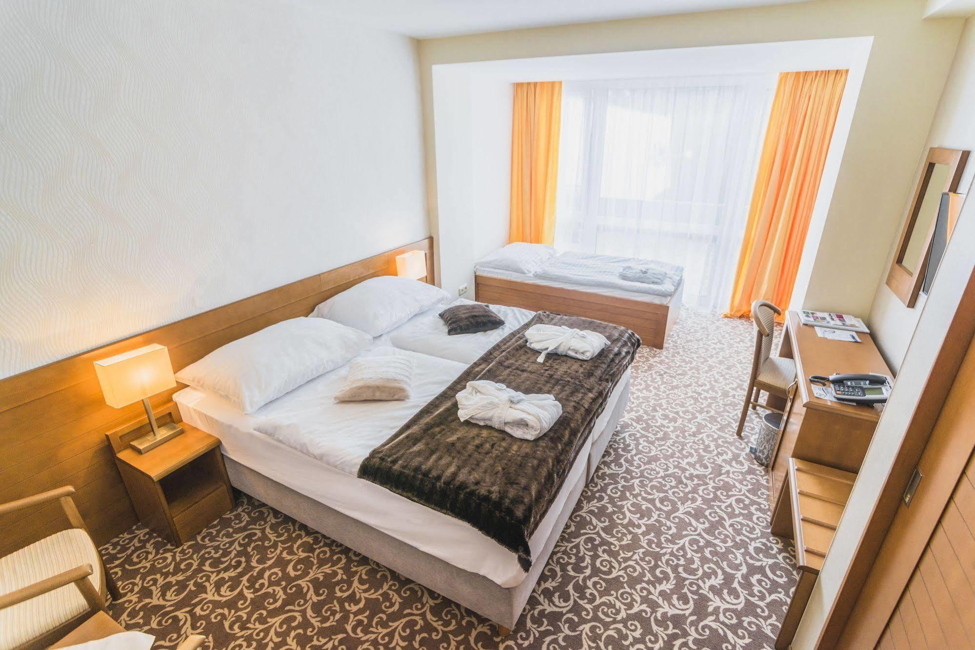 Kontakt Wellness Hotel Tatranská Lomnica Esterno foto