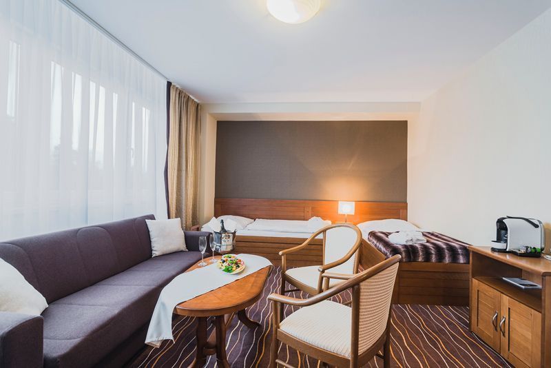 Kontakt Wellness Hotel Tatranská Lomnica Esterno foto